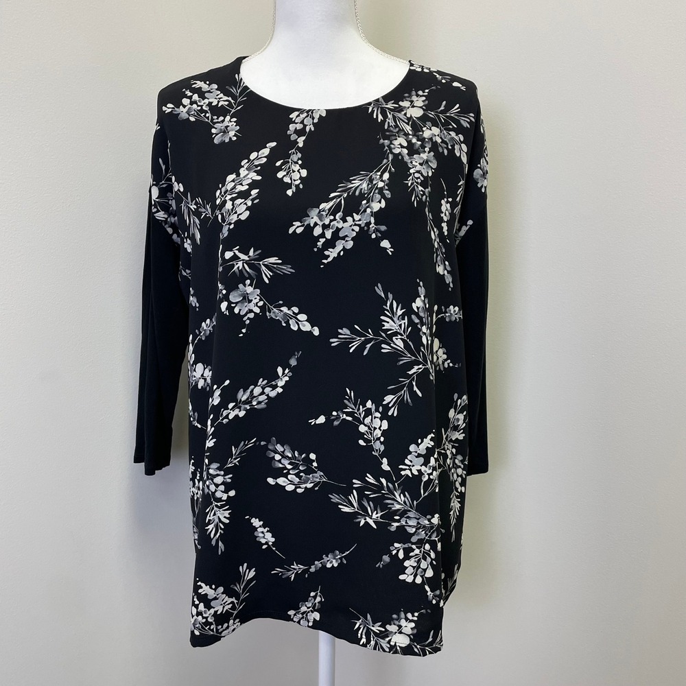 J Jill Wearever Collection Top Womens Sz M Black White Floral Rayon/Chiffon